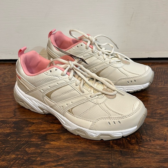 NWT Avia Verge Women’s Sneakers - Picture 2 of 8